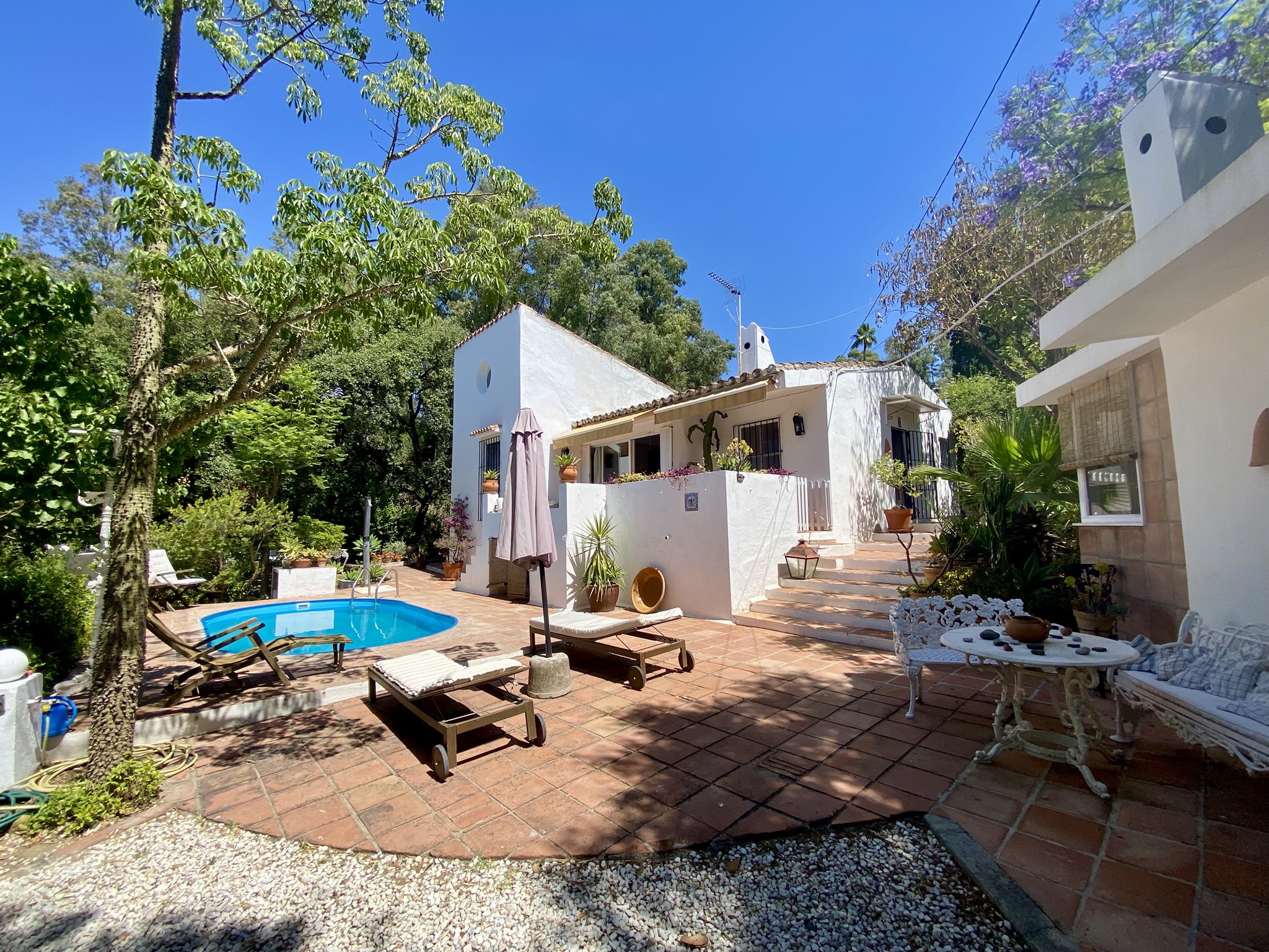 Andalusian style villa with guest studio in Estepona east - Puerto Romano